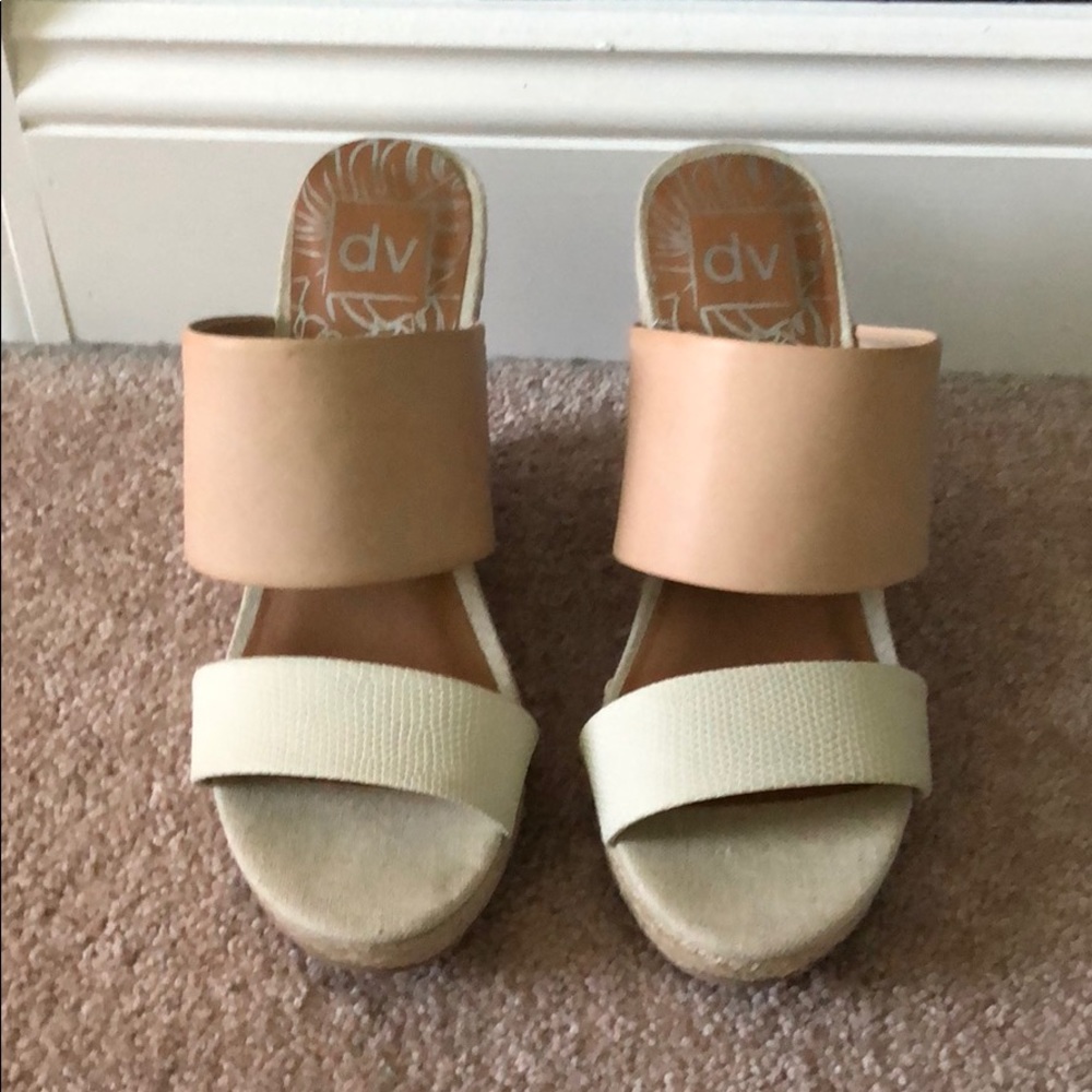 DV women’s slip on wedges